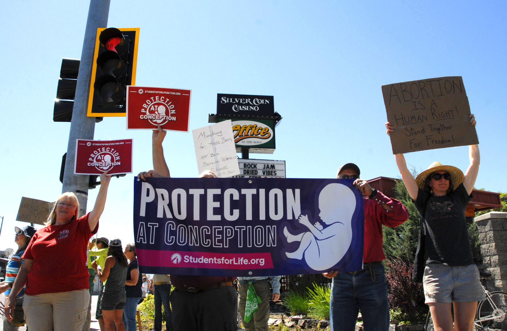 Demonstrators protest for reproductive rights in Hamilton | Local news Rally 4